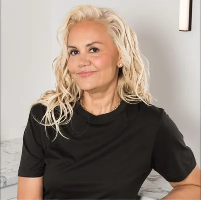 Caroline Hirons logo