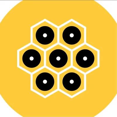 Golden Hive Mead logo