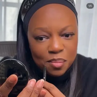 PAT McGRATH LABS logo
