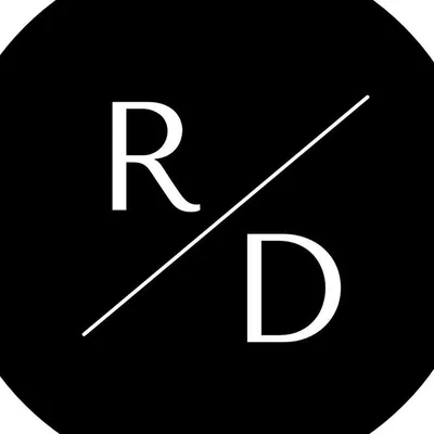 Roomie Design logo
