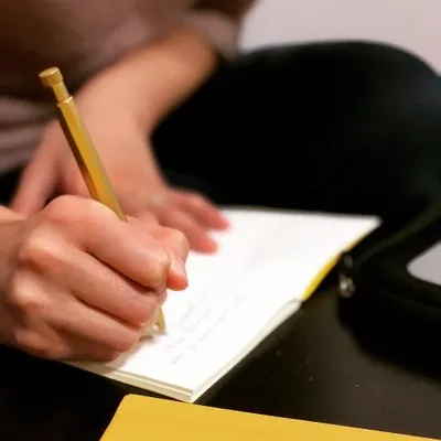 Yoseka Stationery logo